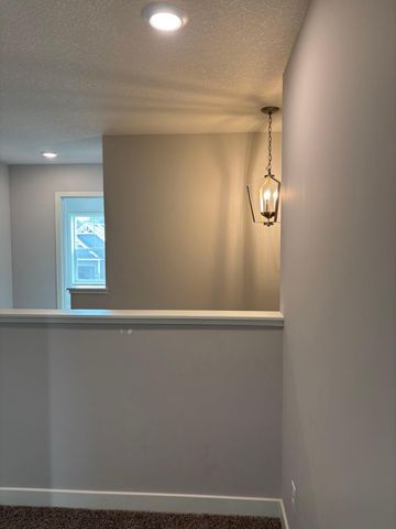 1598 76th Street W, Inver Grove Heights, MN 55077