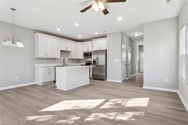 503 Spruce ST, Suffolk, VA 23434