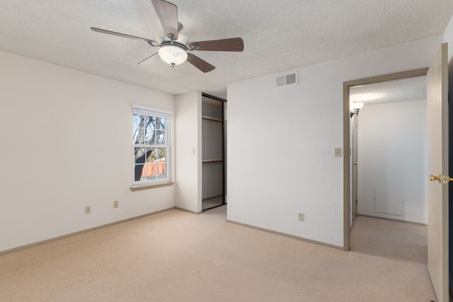 2501 W Zia 4-201, Santa Fe, NM 87505