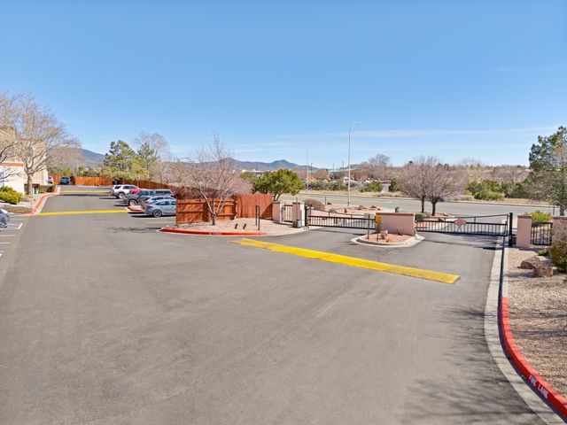 2501 W Zia 4-201, Santa Fe, NM 87505