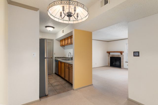 2501 W Zia 4-201, Santa Fe, NM 87505