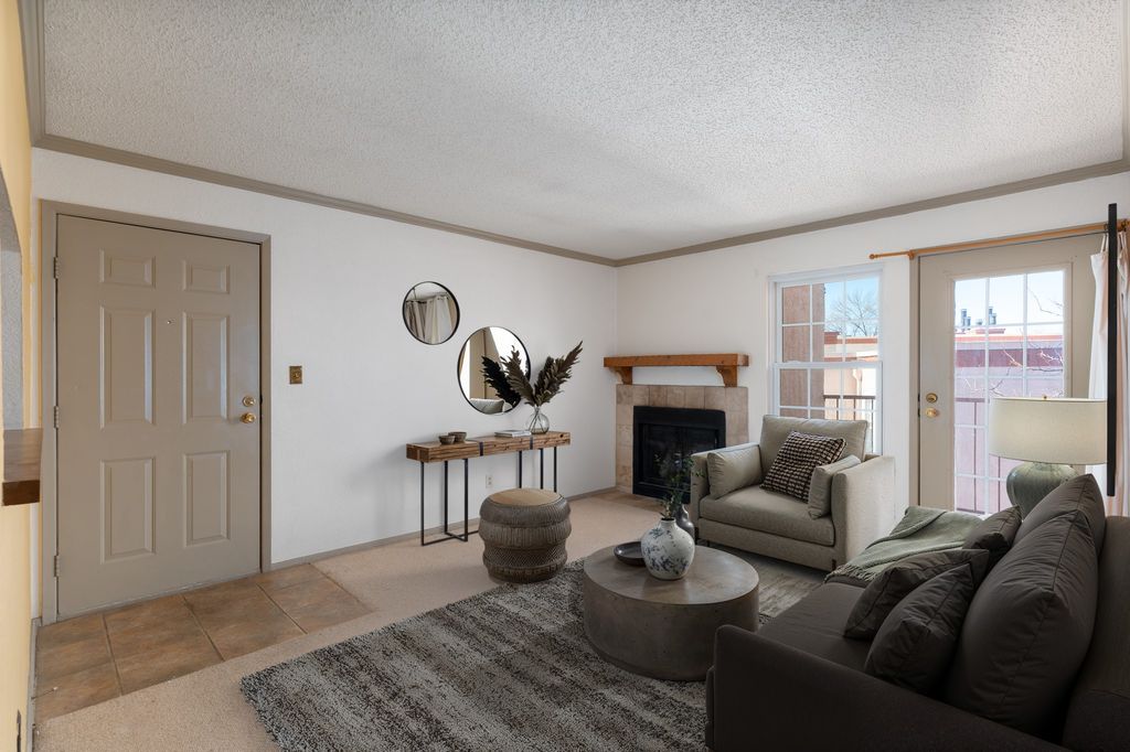 2501 W Zia 4-201, Santa Fe, NM 87505
