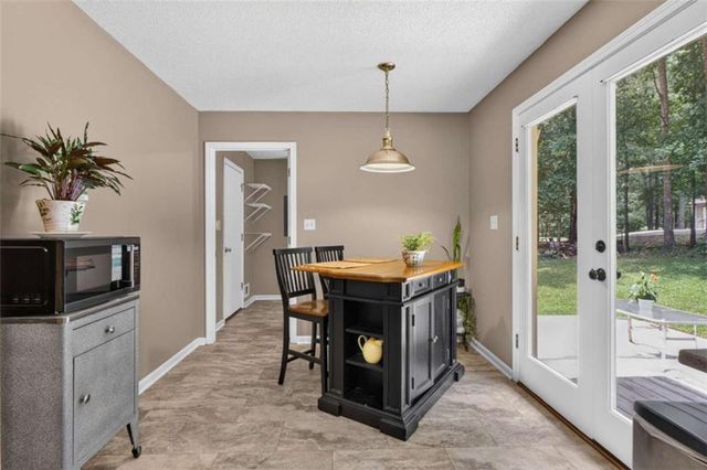 275 Pine Tree Lane, Mcdonough, GA 30252