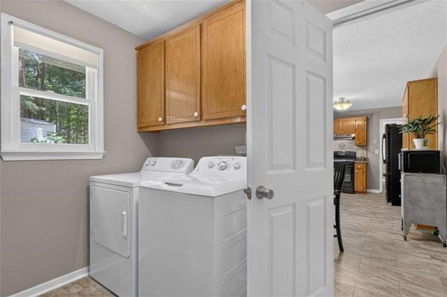 275 Pine Tree Lane, Mcdonough, GA 30252