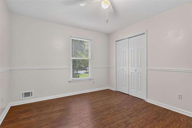 275 Pine Tree Lane, Mcdonough, GA 30252