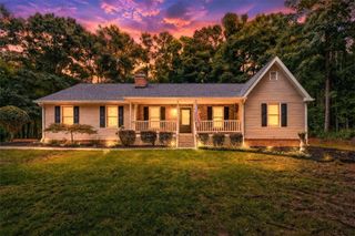 275 Pine Tree Lane, Mcdonough, GA 30252