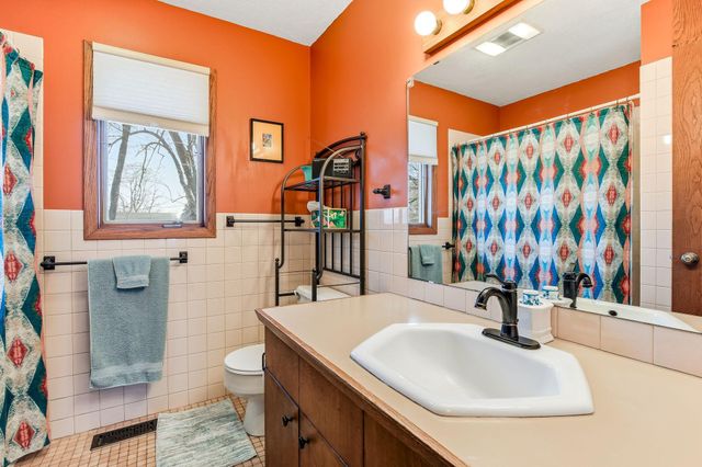 3418 Adair Avenue N, Crystal, MN 55422