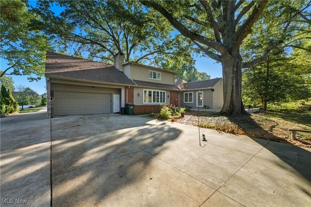 3538 Overhill Drive NW, Canton, OH 44718