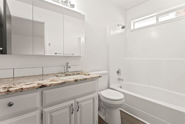 5704 W GARDEN SPRINGS Rd, Spokane, WA 99224