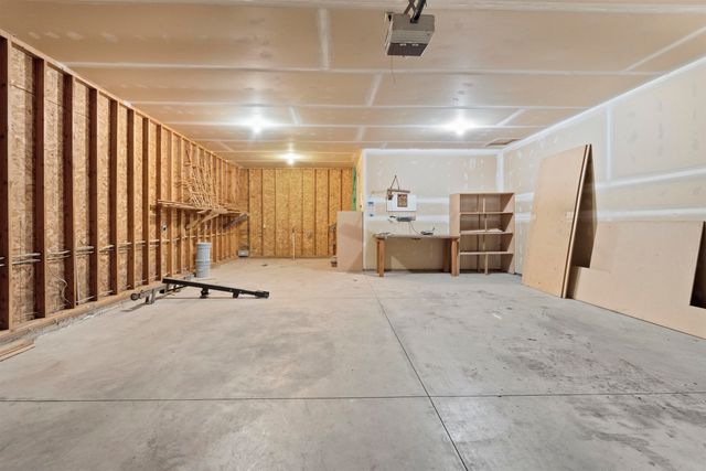 5704 W GARDEN SPRINGS Rd, Spokane, WA 99224