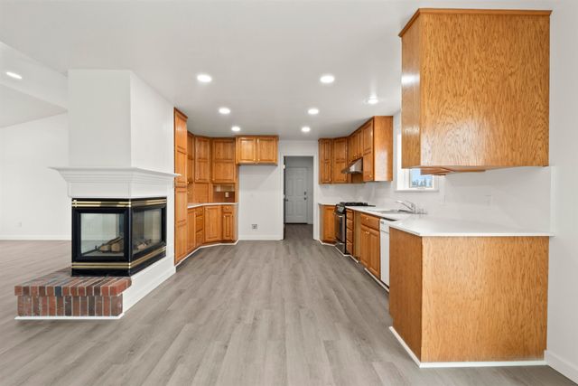 5704 W GARDEN SPRINGS Rd, Spokane, WA 99224