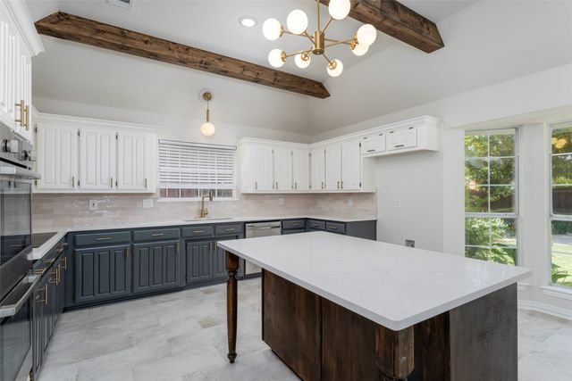 7206 Forestwind Court, Arlington, TX 76001
