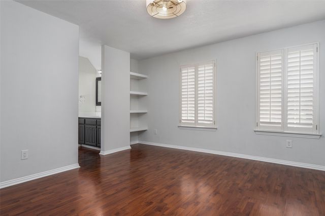 7206 Forestwind Court, Arlington, TX 76001