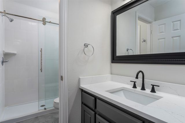 7206 Forestwind Court, Arlington, TX 76001