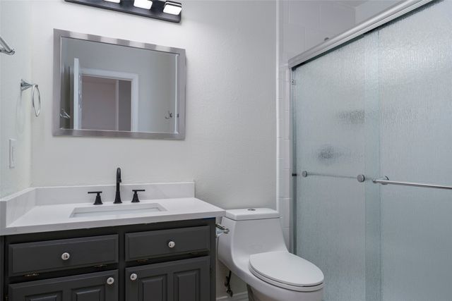 7206 Forestwind Court, Arlington, TX 76001