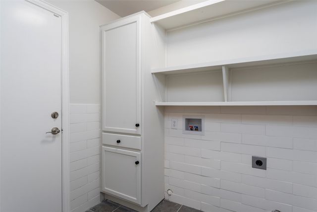 7206 Forestwind Court, Arlington, TX 76001