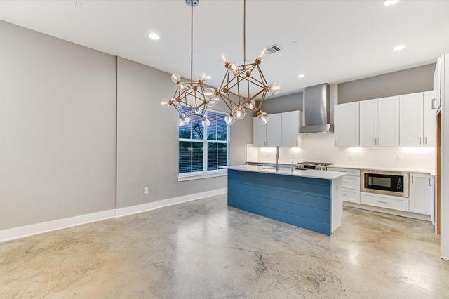 1811 Cedar Ave, Austin, TX 78702