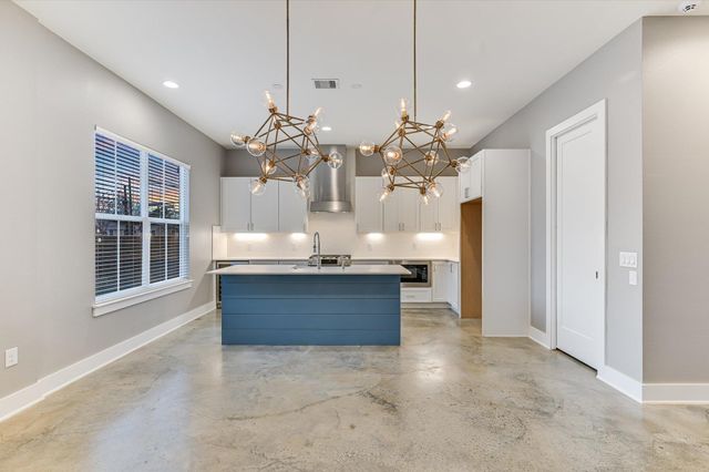 1811 Cedar Ave, Austin, TX 78702