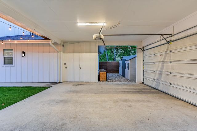 1811 Cedar Ave, Austin, TX 78702