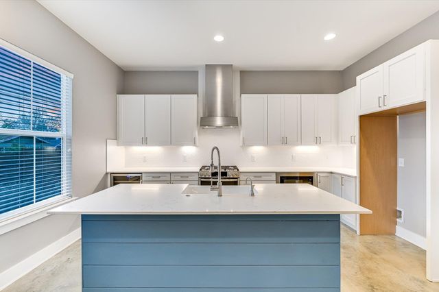 1811 Cedar Ave, Austin, TX 78702