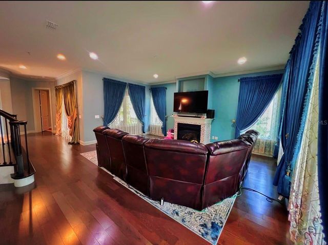 9406 DUGARD COURT, Orlando, FL 32827
