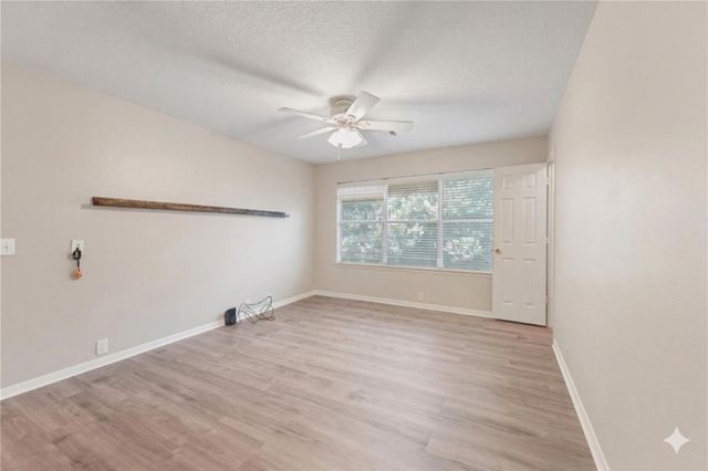 17502 S Summit Canyon Drive, Houston, TX 77095