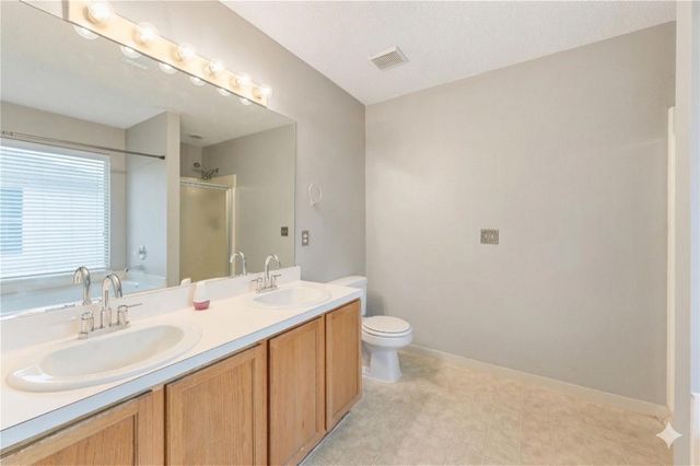 17502 S Summit Canyon Drive, Houston, TX 77095