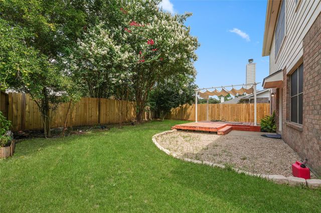 17502 S Summit Canyon Drive, Houston, TX 77095