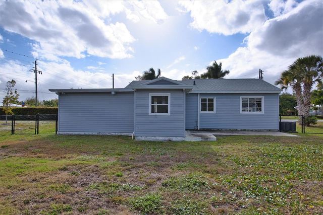 426 HARVEY STREET, Punta Gorda, FL 33950