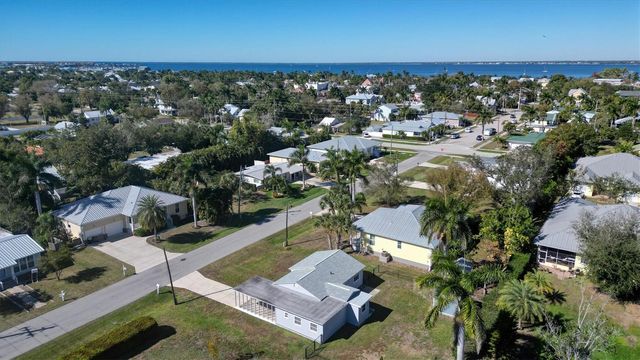 426 HARVEY STREET, Punta Gorda, FL 33950