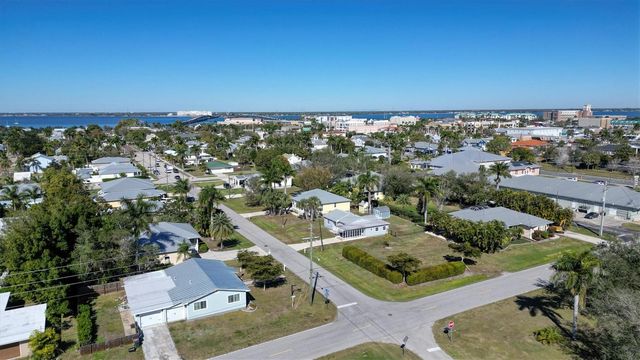 426 HARVEY STREET, Punta Gorda, FL 33950