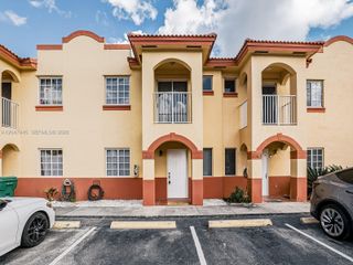 11475 NW 94th Place 3, Hialeah Gardens, FL 33018