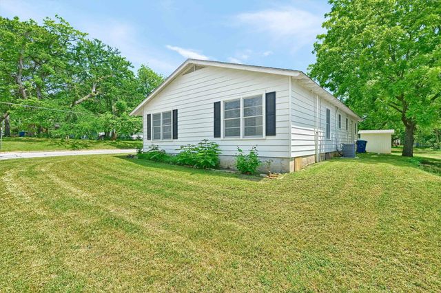 501 S Eddy Avenue, Denison, TX 75020