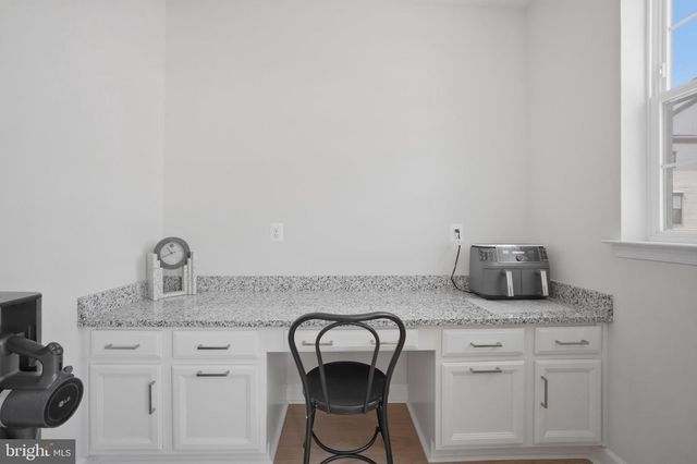 12561 TODD LN, Fairfax, VA 22033