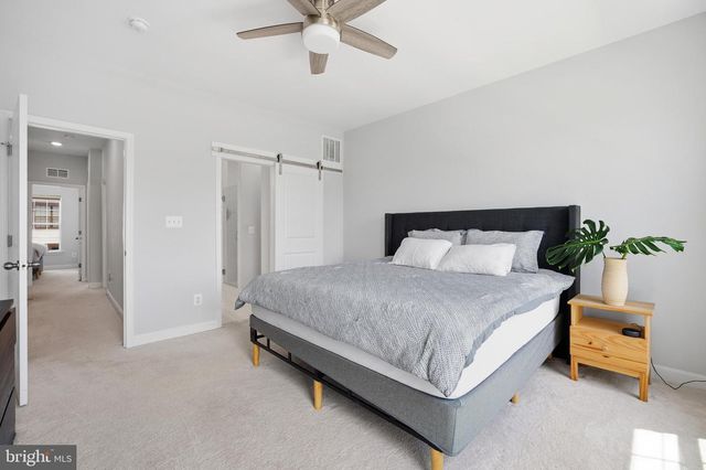 12561 TODD LN, Fairfax, VA 22033