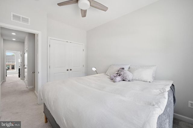 12561 TODD LN, Fairfax, VA 22033