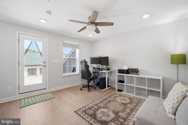 12561 TODD LN, Fairfax, VA 22033