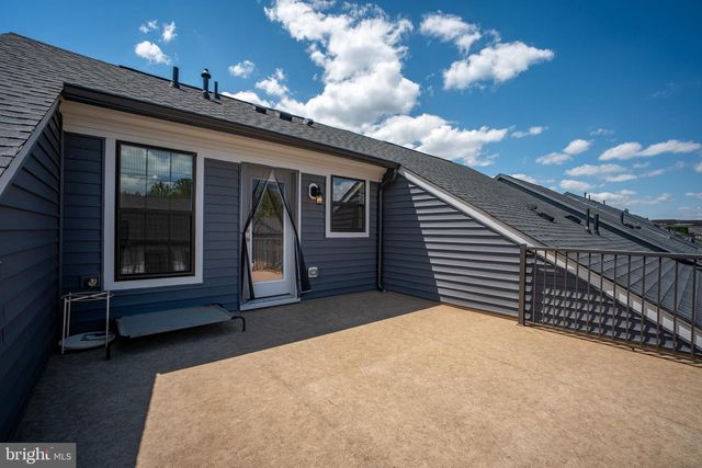 12561 TODD LN, Fairfax, VA 22033