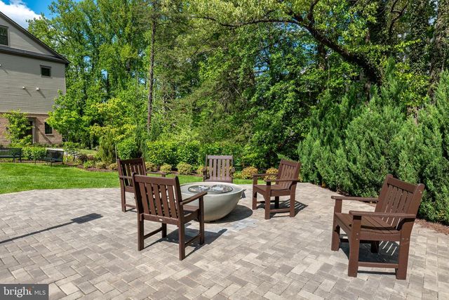 12561 TODD LN, Fairfax, VA 22033
