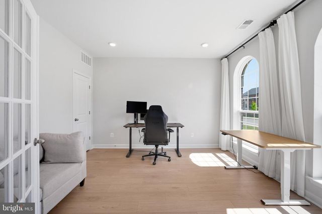 12561 TODD LN, Fairfax, VA 22033