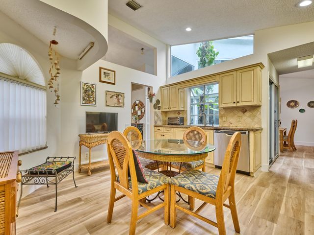 6093 Bay Isles Drive, Boynton Beach, FL 33437