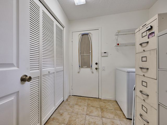 6093 Bay Isles Drive, Boynton Beach, FL 33437