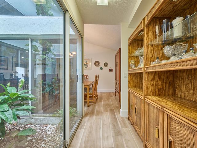 6093 Bay Isles Drive, Boynton Beach, FL 33437