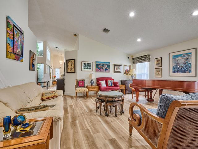 6093 Bay Isles Drive, Boynton Beach, FL 33437