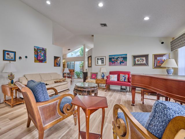 6093 Bay Isles Drive, Boynton Beach, FL 33437