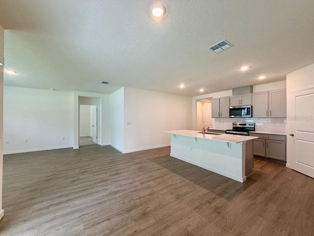 4943 MARSHELDER STREET, Apopka, FL 32712