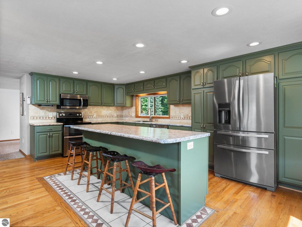 Image 15 of property listing at 8382 SW Hudson Road, Fife Lake, MI 49633