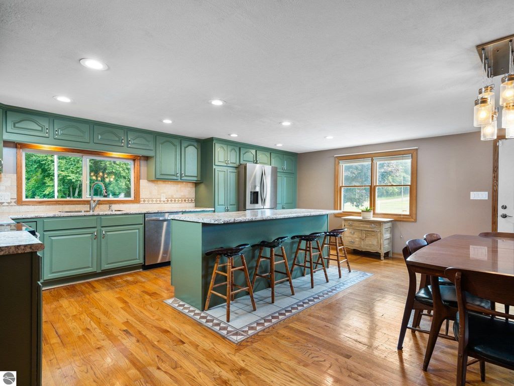 Image 17 of property listing at 8382 SW Hudson Road, Fife Lake, MI 49633