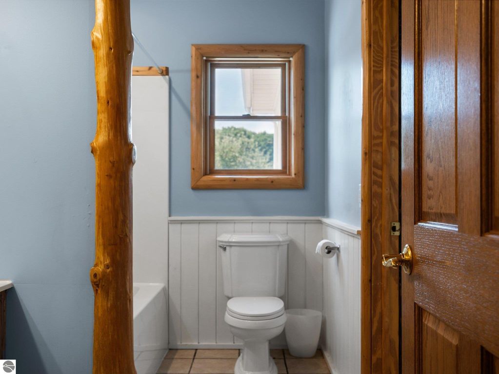 Image 28 of property listing at 8382 SW Hudson Road, Fife Lake, MI 49633