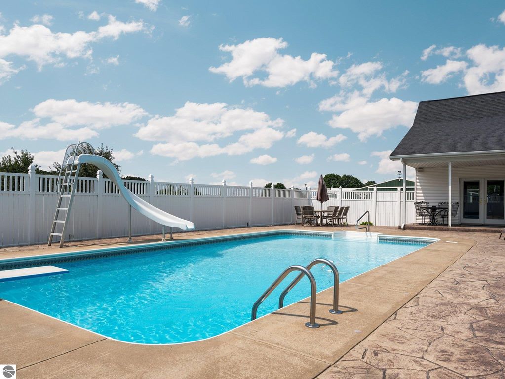 Image 57 of property listing at 8382 SW Hudson Road, Fife Lake, MI 49633